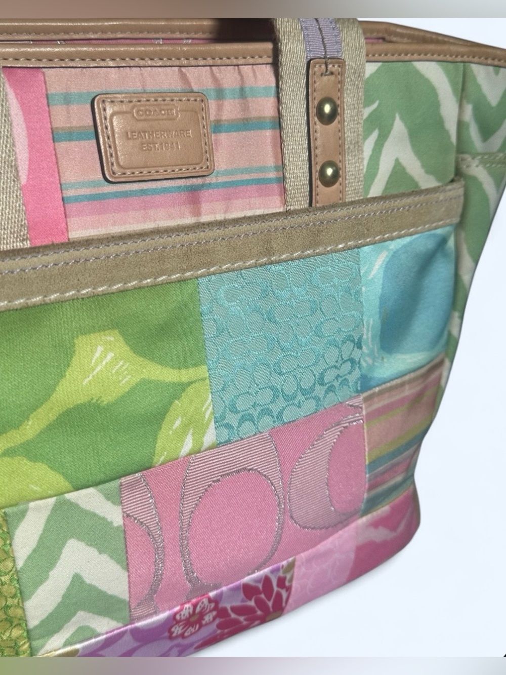 SOLD - rare vintage Y2K Coach Hamptons spring pastel patchwork tote bag - Picture 3 of 14